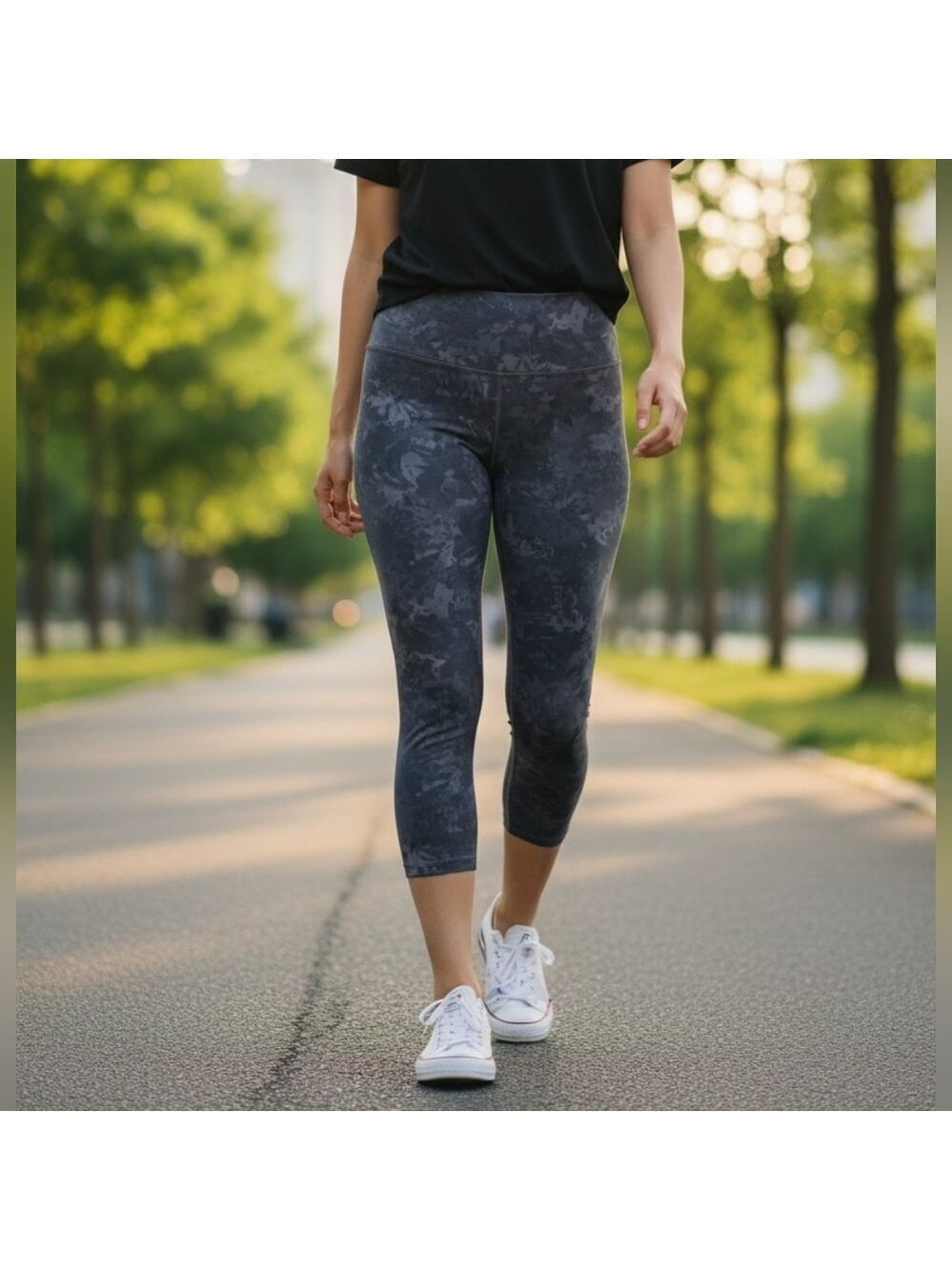 Lululemon Athletica Floral Cropped Pants Size 8 #YLEG6